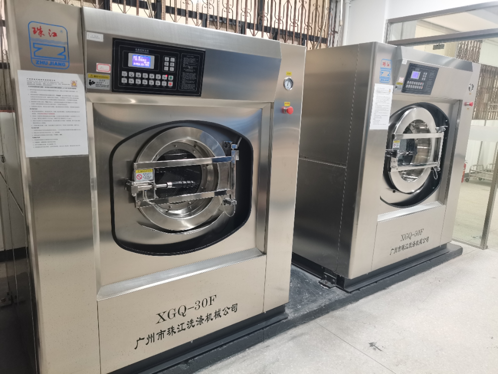 廣州賓館專用工業洗衣機：三層不銹鋼工藝+變頻技術，源頭工廠質量可靠售后無憂