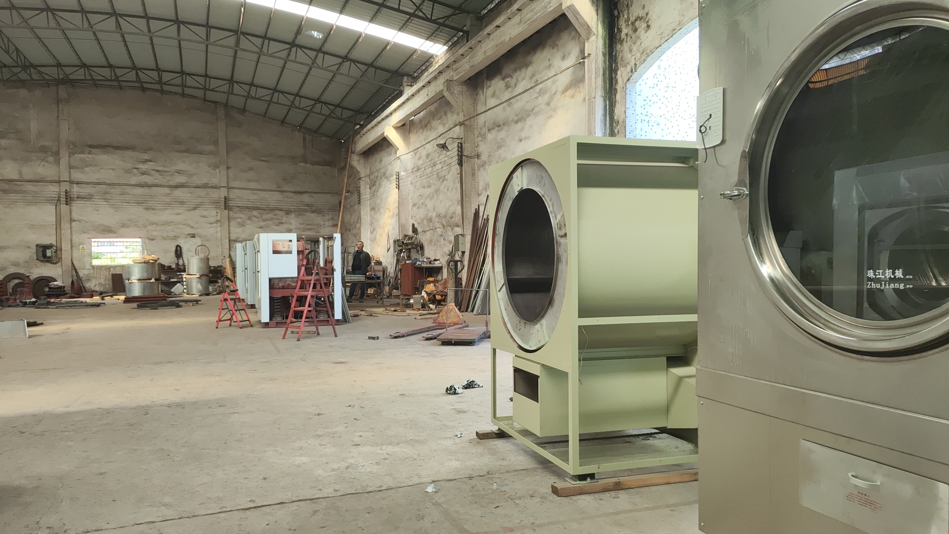 
診所、醫院選擇50公斤工業洗衣機，為何珠江洗滌能贏得百家信賴？
