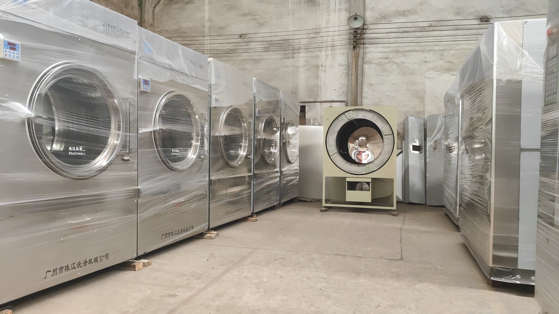 
珠江洗滌工業(yè)洗衣機為何獲廣汽本田、藍(lán)月亮等知名企業(yè)青睞？工業(yè)用半自動洗衣機廠家實力揭秘
